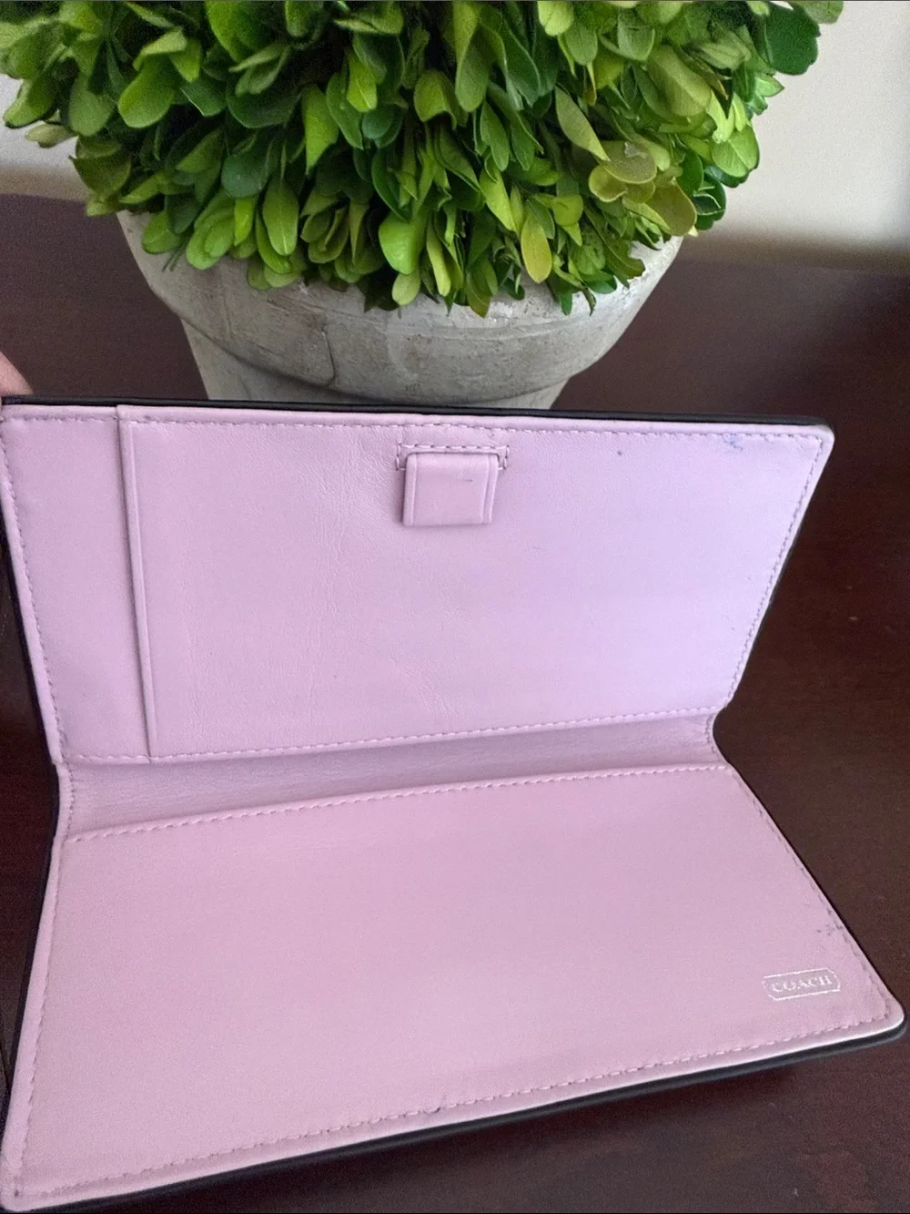 COACH 🖤 BLACK AND LILAC LEATHER TRIFOLD WALLET WITH CHECKBOOK HOLDER PRE-LOVED